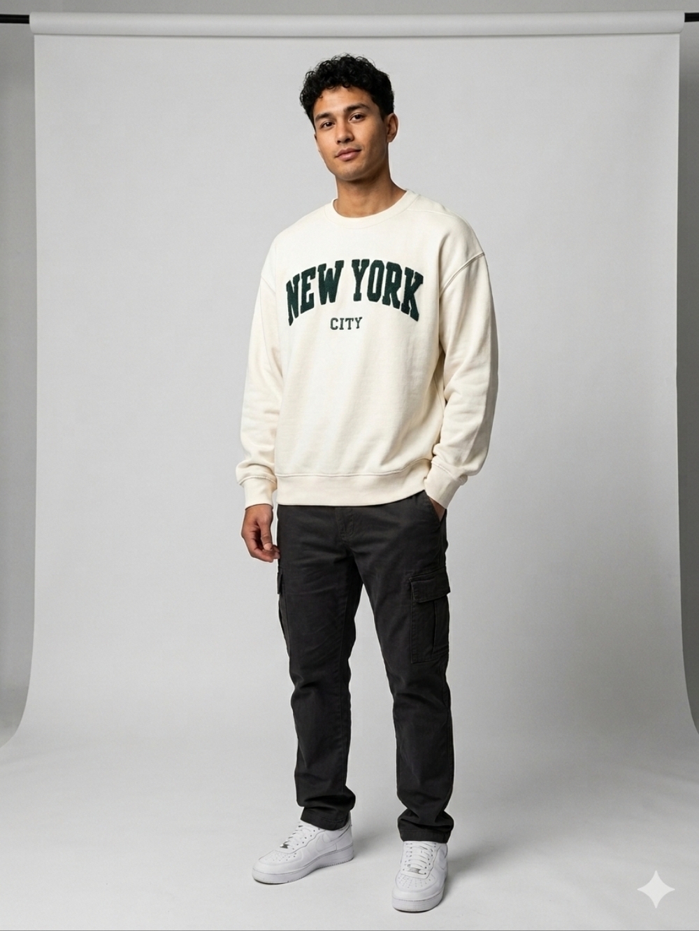 NWT ​New York Popular NYC Sweatshirt Cream Large Streetwear Unisex Preppy